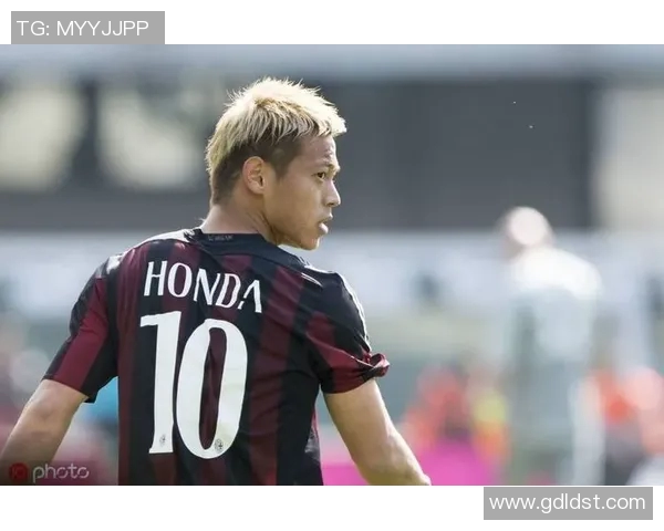 辉煌岁月中的绿茵传奇70年代香港足球明星的崛起与影响